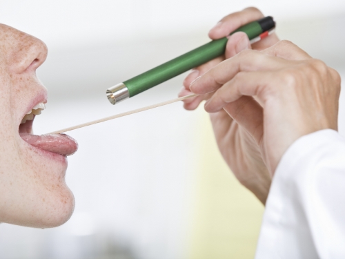 Estudo do CNPEM cria método para prever evolução do câncer de boca com uso da saliva