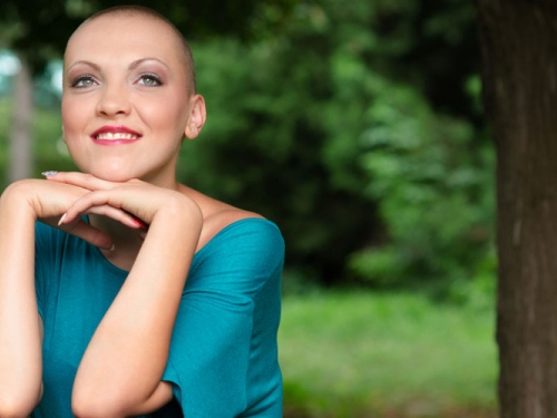 Mulheres diagnosticadas com câncer superam o abandono